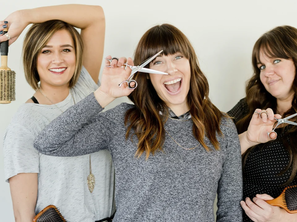 Qué herramientas utiliza un estilista profesional